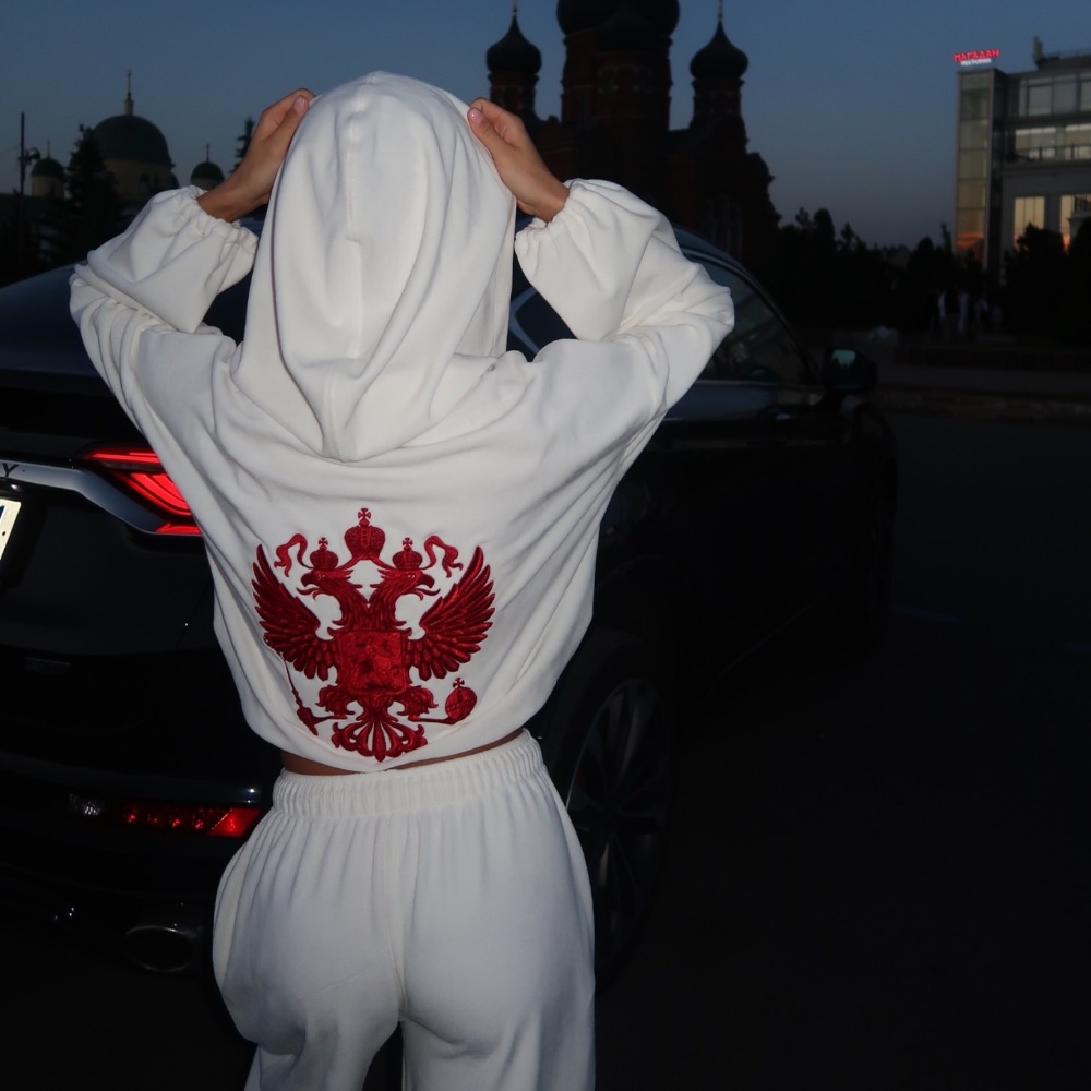 Street Trend Back Embroidered  - Jackets 评论和价格