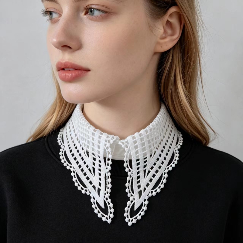 Lady White Ruffled False Colla - Shirts 评论和价格