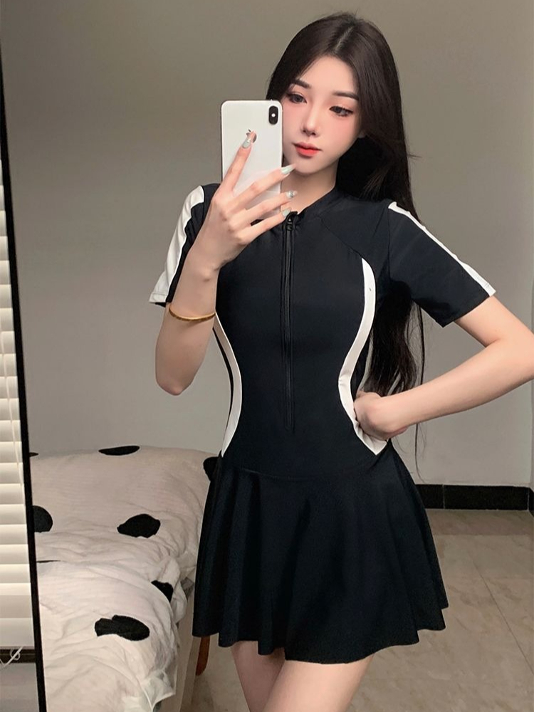 2026 New Women's Modest One Pi - Suits 评论和价格